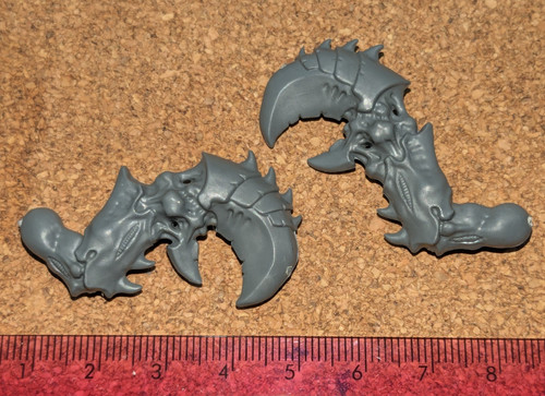 Warhammer 40k tyranids bits - warhammer,
