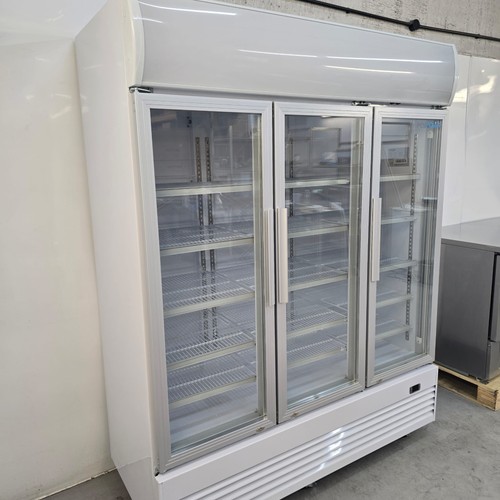 Display chiller triple door - 3,