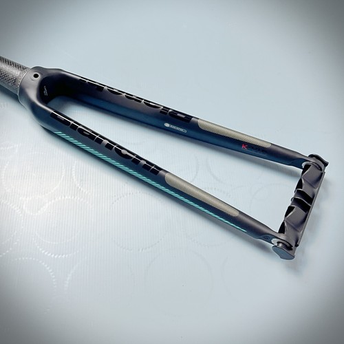 Road fork white deep - fork, black