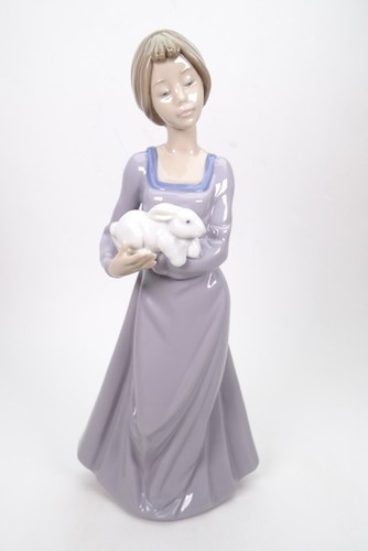 Vintage nao lladro - by,