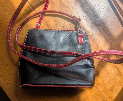 Genuine italian leather - italian,