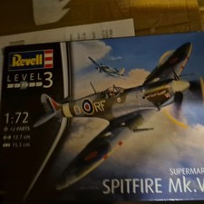 Revell 03897 1:72 Spitfire Mk.Vb Aircraft Model