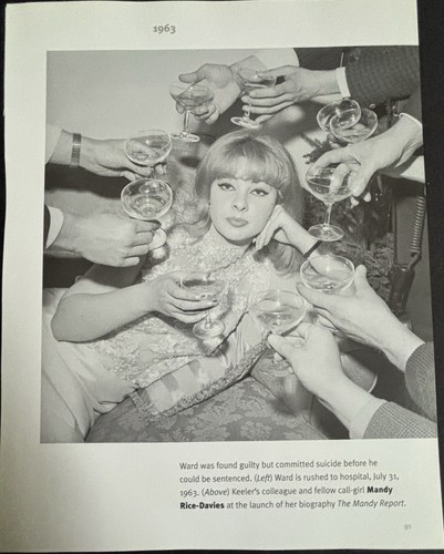 Book clipping photo mandy - clipping,