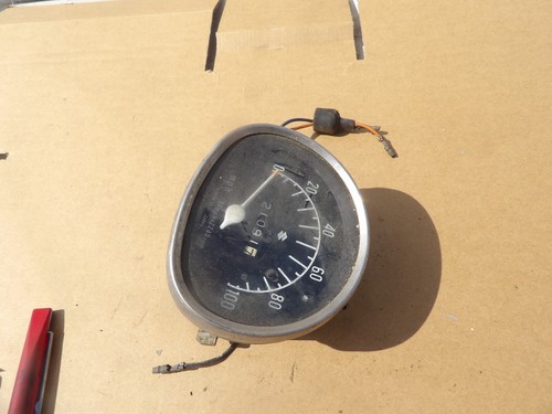 Suzuki 100 speedo - b,