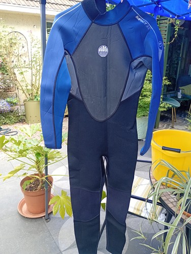 Surfing paddle board - board, wetsuit