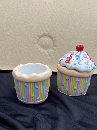 Party lite cupcake candle - lite,