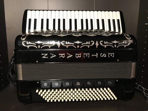 Accordion brandoni 120 bass - 120,