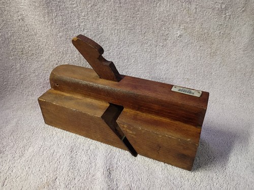 Antique wood molding - wood, plane