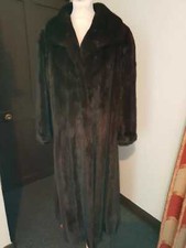 Ladies Dark Mink Coat USA farmed, style Dixie 1980s. Size 14-16