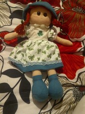 Irish Ragdoll Green & White