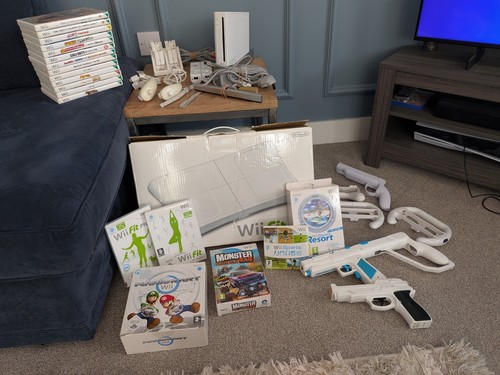 Nintendo wii bundle - nintendo, fit