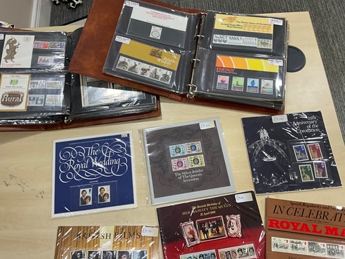 Presentation packs mnh - -,