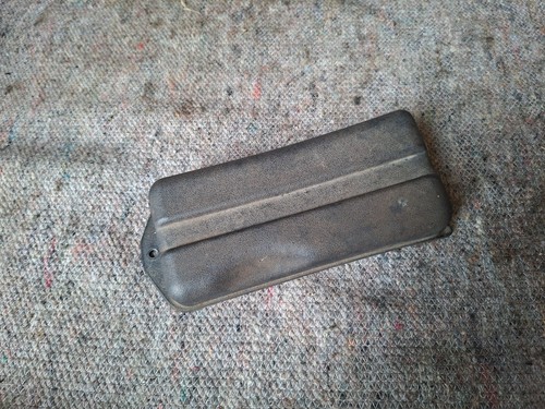 Vespa 125 battery cover - vespa, lx