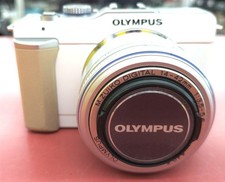 OLYMPUS E-PL1 Mirrorless