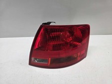 B7 AUDI RS4 AVANT DRIVERS RIGHT REAR LIGHT 2006-07 PART NUMBER: 8e9 945 096
