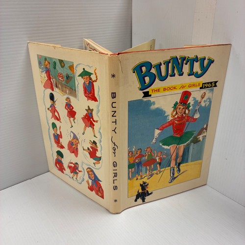 Bunty the book for girls - the,