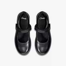 BNIB Clarks Girls Etch Craft K