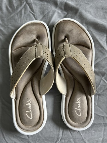 Clarks women sandals size 7 - size,