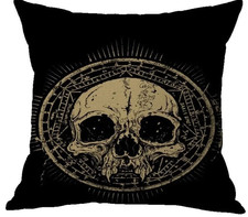 Gothic skull 'pentagon' Linen