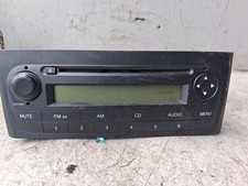 2007 FIAT GRANDE PUNTO RADIO CD PLAYER STEREO HEAD UNIT 7354107270 NO CODE