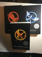 3 SUZANNE COLLINS books HUNGER GAMES, MOCKINGJAY, CATCHING FIRE (horror fantasy)