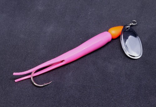 Flying fishing lure salmon - c,