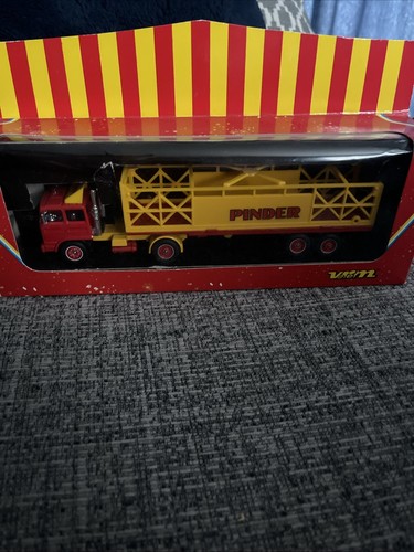 Die cast verem pinder circus - cast,