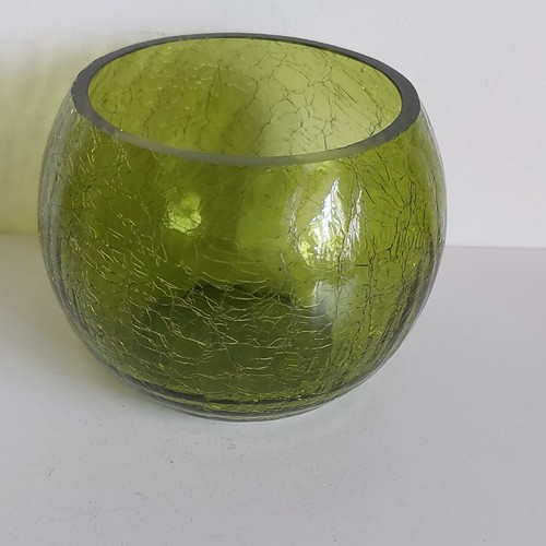 Green crackle glass round - green,