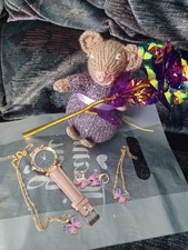 Hand Knitted Mice With Gift