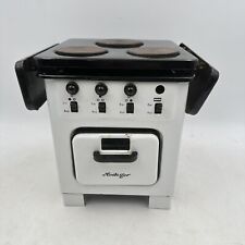 Heiliger Miniature 1960s Child’s Electric Stove Cooker Black & White Untested 