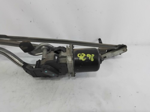 Front windscreen wiper motor - windscreen,