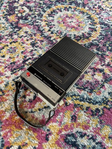 Sanyo vintage 1970s - sanyo,