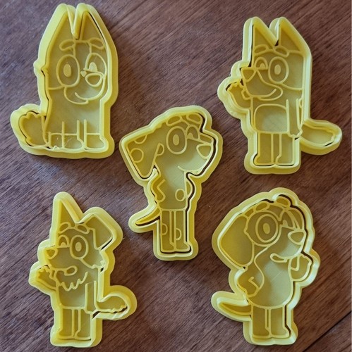 Cartoon dog family cookie - ⭐,