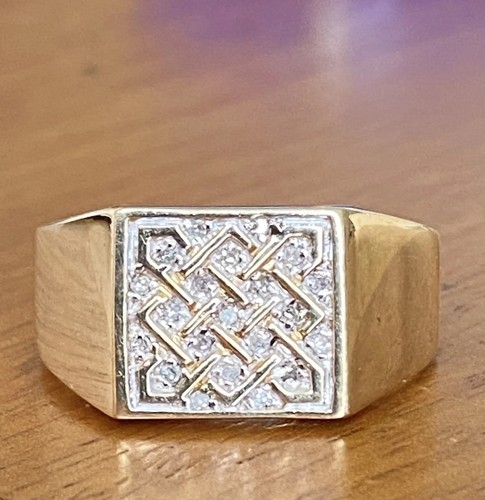 Gents 9ct gold - 9ct,