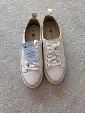 NEW : Pavers Ladies Lace Up