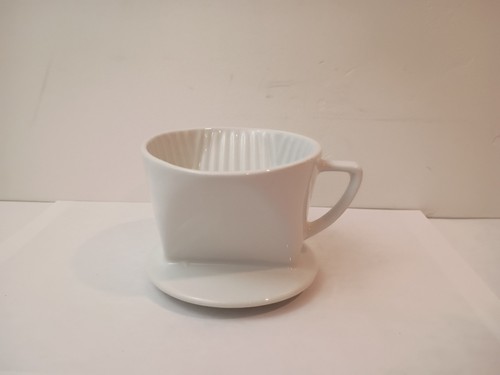 Porcelain coffee filter - porcelain, pour
