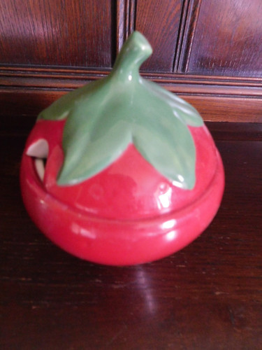 Strawberry jam pot - , lidded