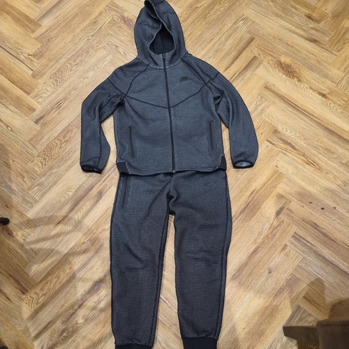 Nike tech fleece - nike, tracksuit