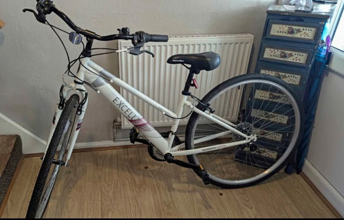 Halfords elle women hybrid - halfords,