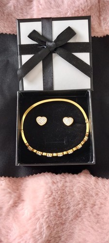 Costume jewellery heart - heart, shaped