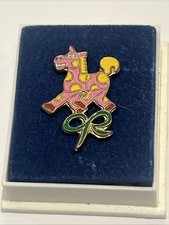 Macmillan Cancer Relief pink