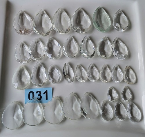 Assorted vintage clear - 32,