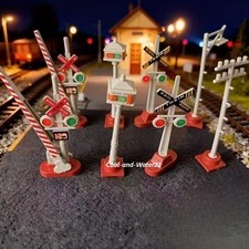 8 x  Model Railway Track Side