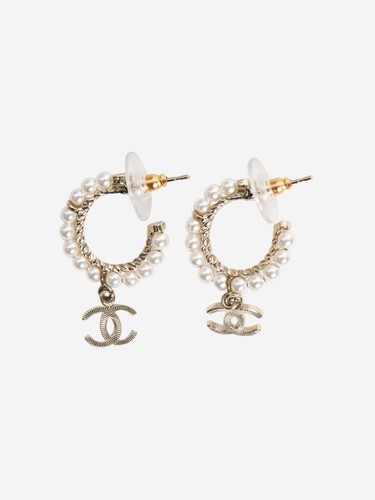 Chanel gold pearl - gold,