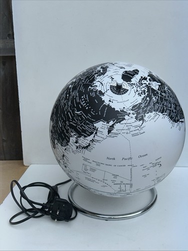 Light globe illuminated - up,