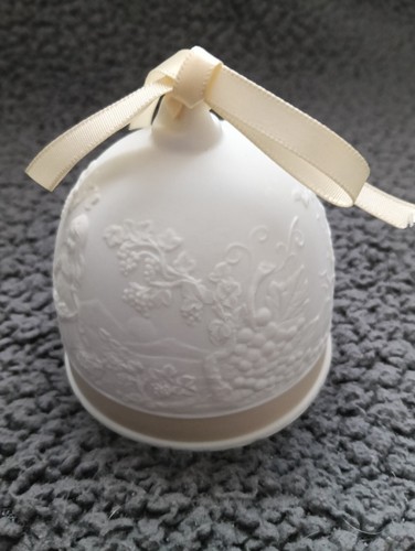 Lladro cream ribbon 1993 - lladro,