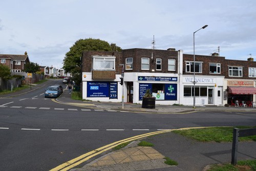 Photo 6x4 shops lustrells - photo,