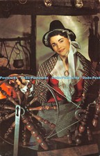 R528706 Welsh National Costume