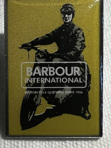 Barbour genuine pin badge - badge,