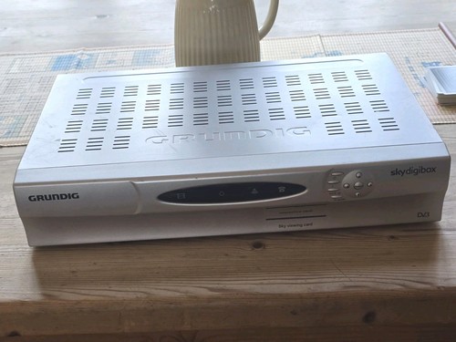 Grundig sky digibox - grundig,